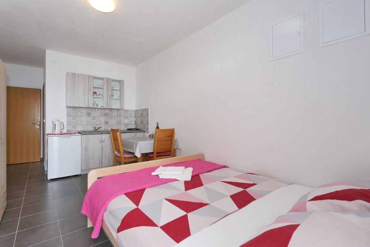 Apartments Vlado I Vesna Rtina Ngoại thất bức ảnh